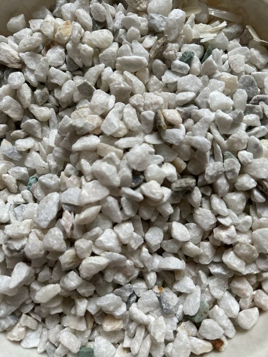 Белый мраморный щебень 20кг