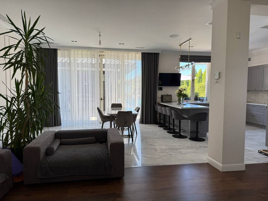 Продам дом в Совиньоне