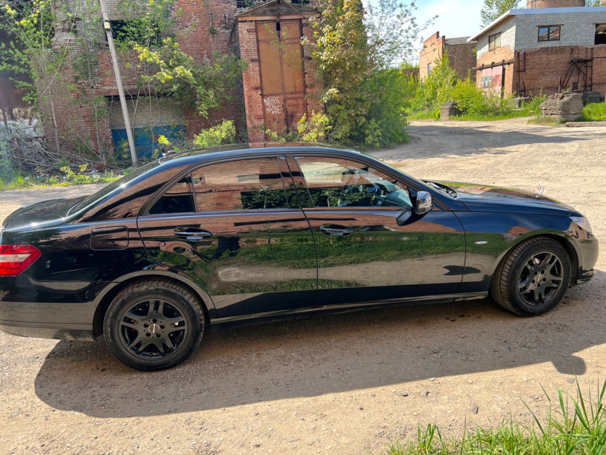 Mercedes Benz E200  W212 2.2 TDI 2010 рік