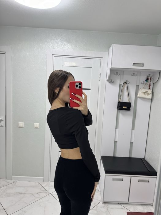 Топ з камінцями стразами