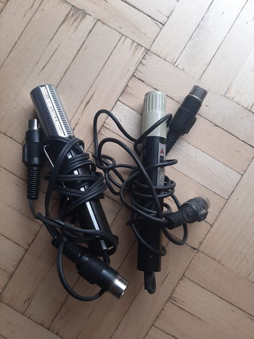 Bonus, drugi mikrofon gratis.Sprzedam mikrofon UNITRA