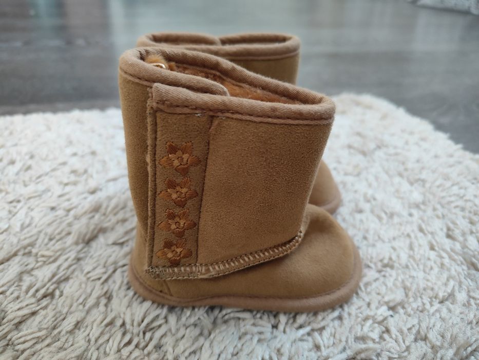 Уггі для новонароджених