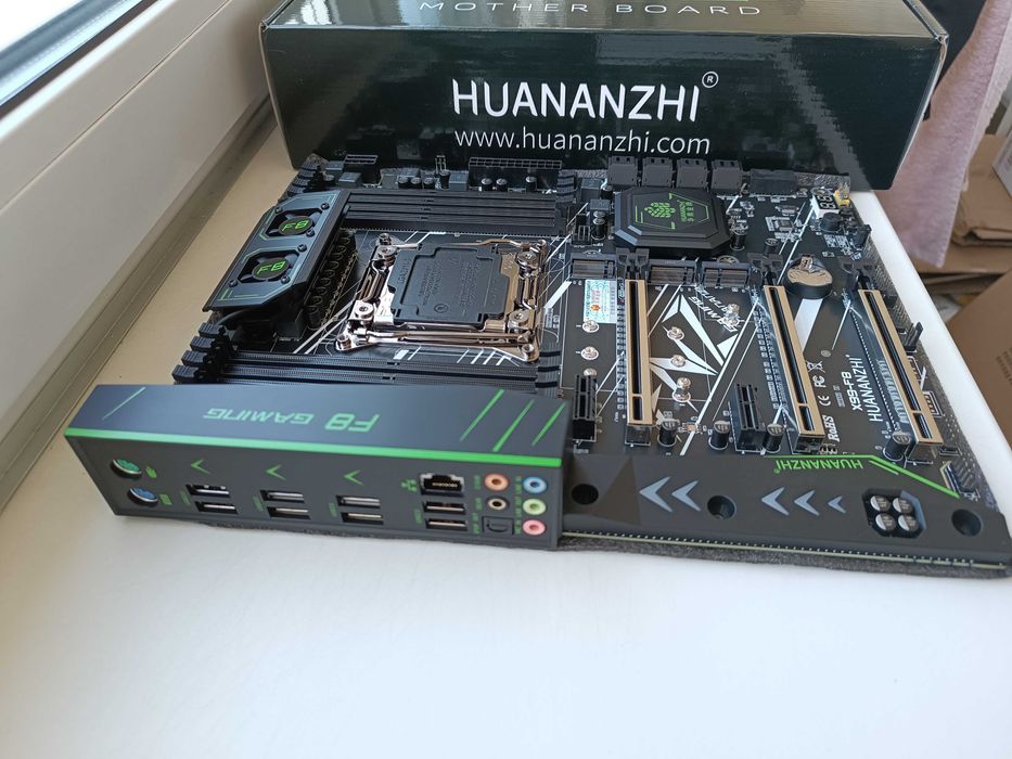 Huananzhi X99-F8 нова материнська плата / 2696v3 / 2011-3