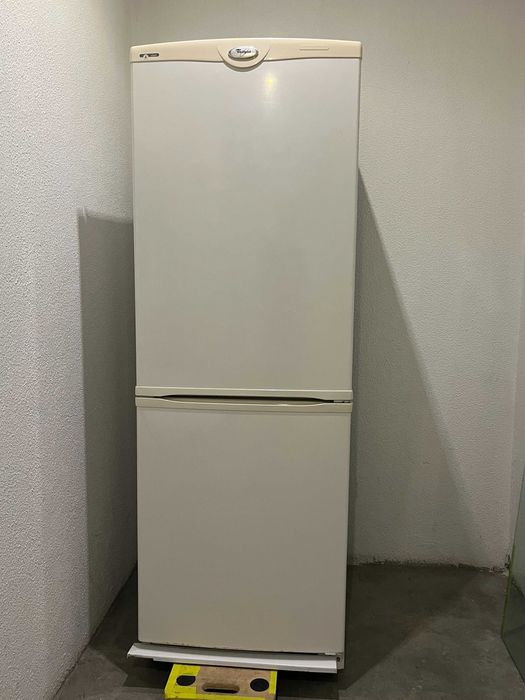 Frigorífico combinado Whirlpool Classe A