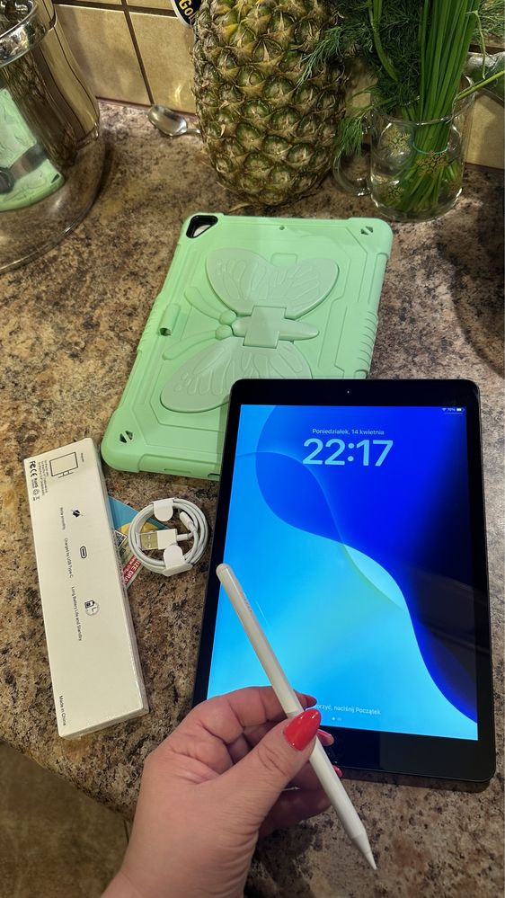Tablet iPad Apple 10.5” iOS 18.4 - Touch ID - PROCREATE