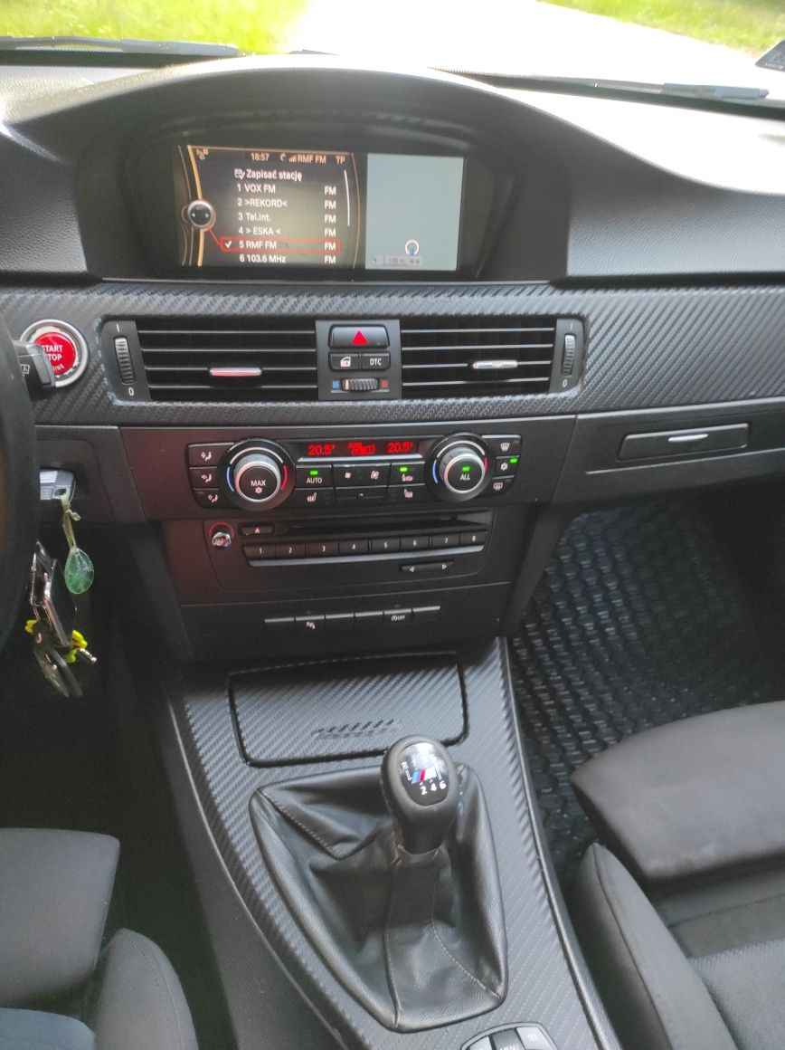 BMW E90. Bardzo fajne auto!!!