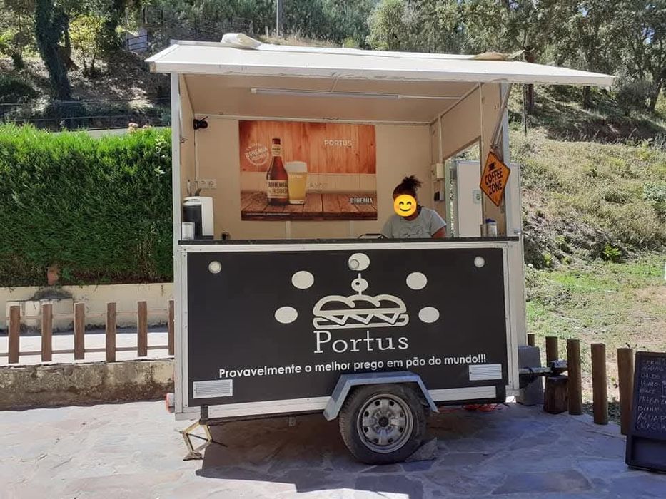 Reloute Bar Street Food