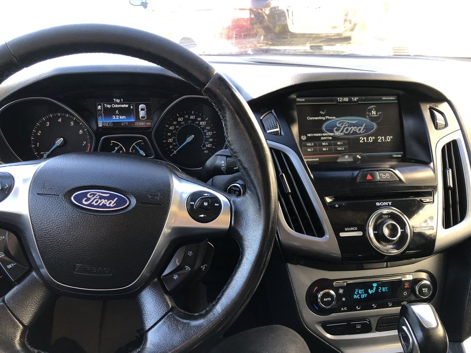 Форд фокус тітанніум2.0і,автомат 2012р