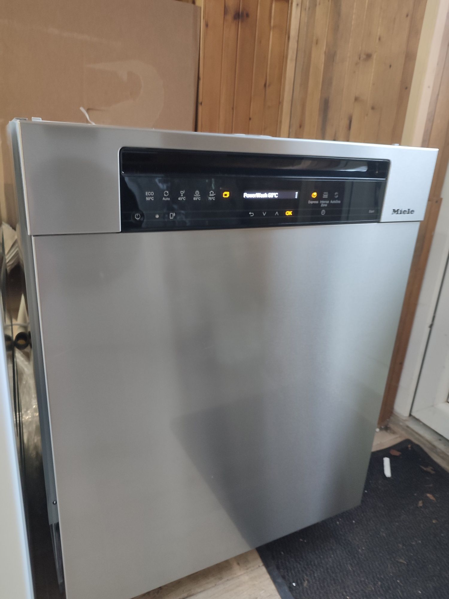 Zmywarka Miele do zabudowy G 7410 autodoss. A+++