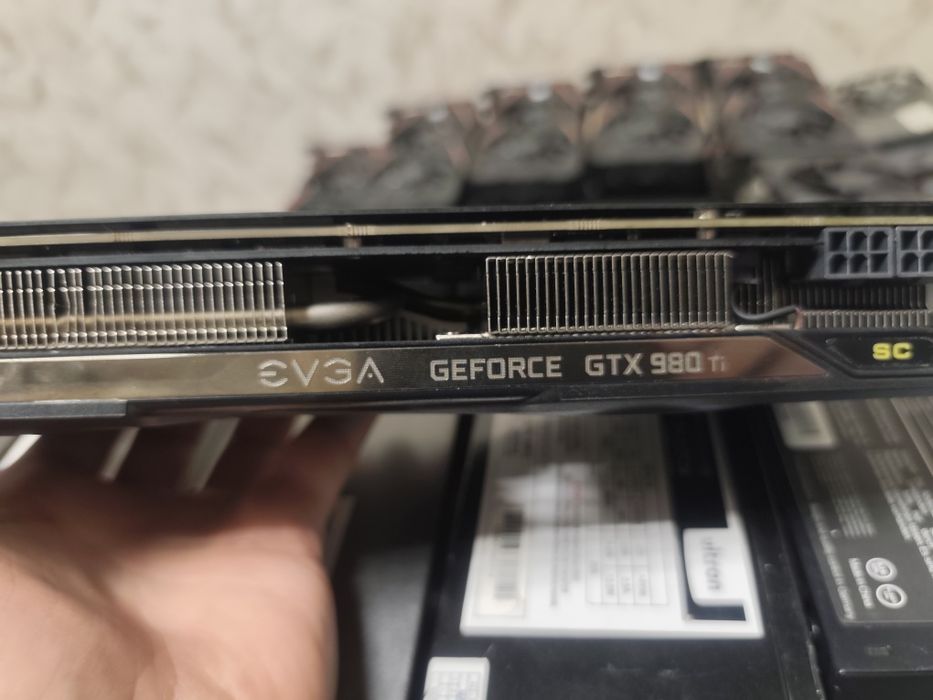 Відеокарти EVGA GeForce GTX980 TI 6Gb DDR5 HDMI,DVI,3*DP (1*8+1*6PIN)