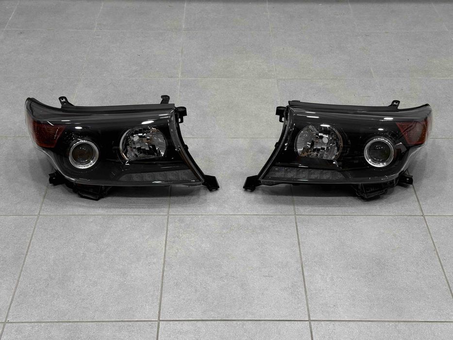 Фары рестайлинг Toyota Land Cruiser 200 07-15 BROWNSTONE черные а9008