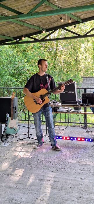 Gitarzysta na żywo!