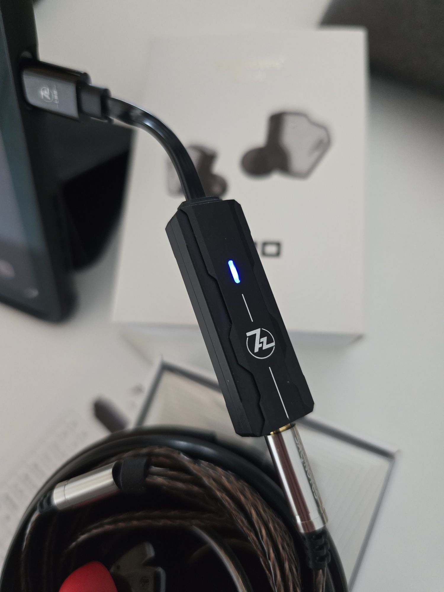 7Hz Salnotes Zero + 7HZ  71 dongle DAC. Słuchawki douszne + wzmacniacz