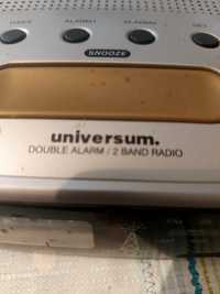 Radio budzik universum.