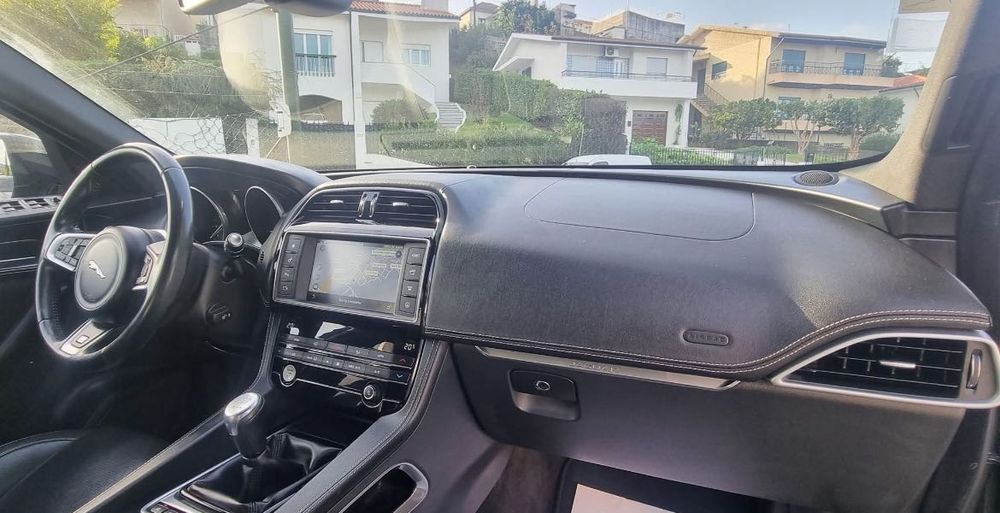 Jaguar F Pace 2.0d 180cv R -Sport