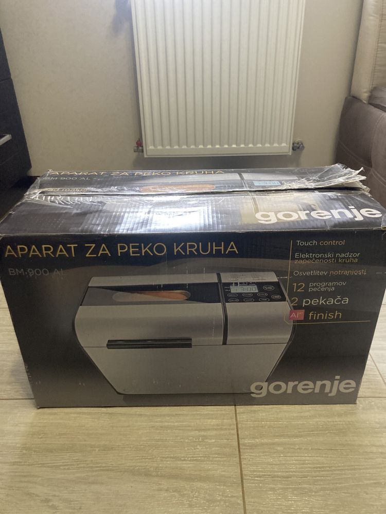 Хлібопічка gorenje BM900AL