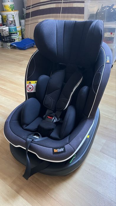 Zestaw fotelików samochodowych BeSafe + akcesoria – komplet!