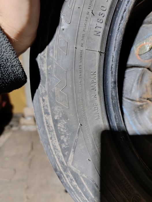 Резина  205-60-16. 19 рік