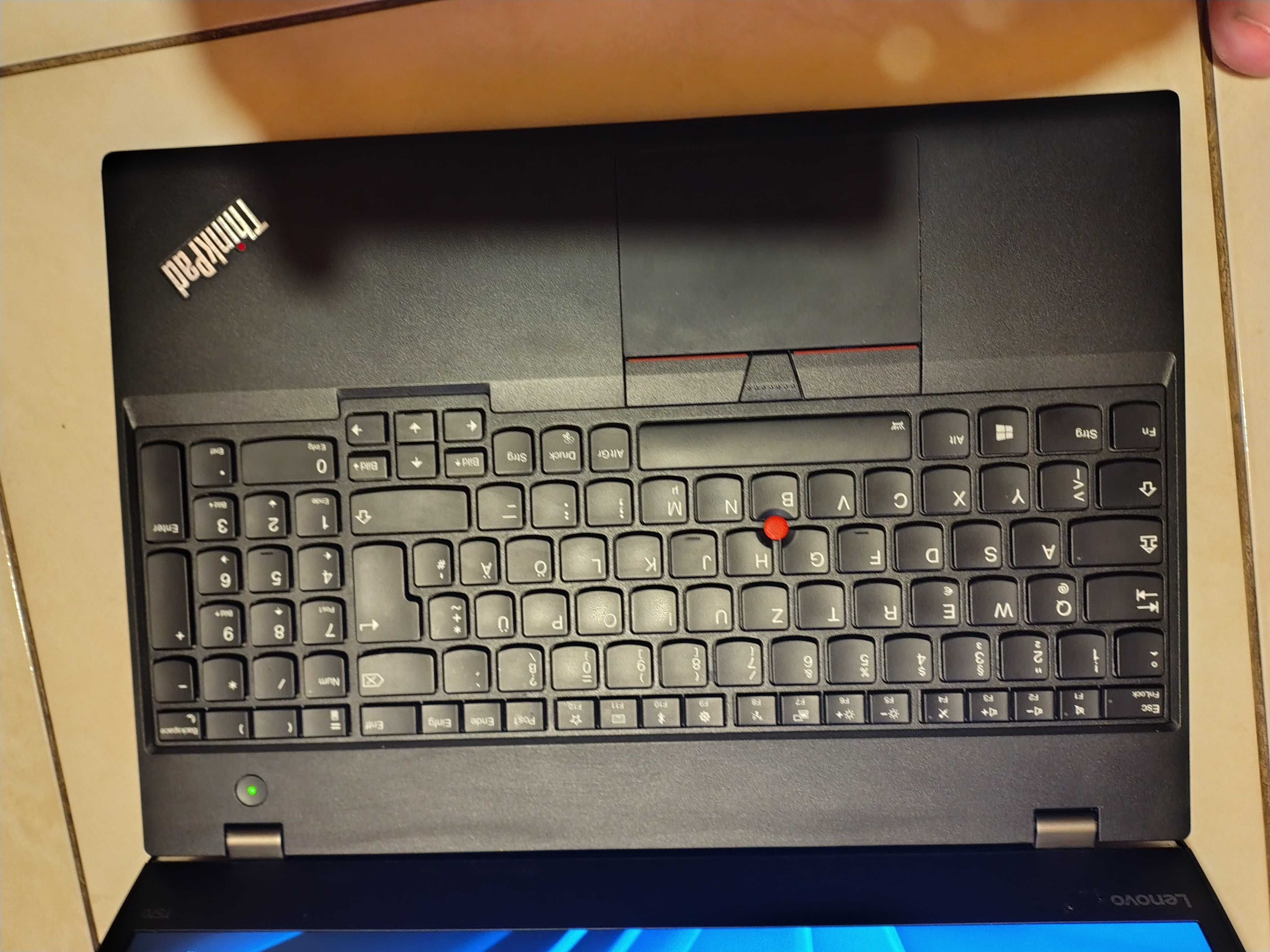 Laptopy thinkpad  T570