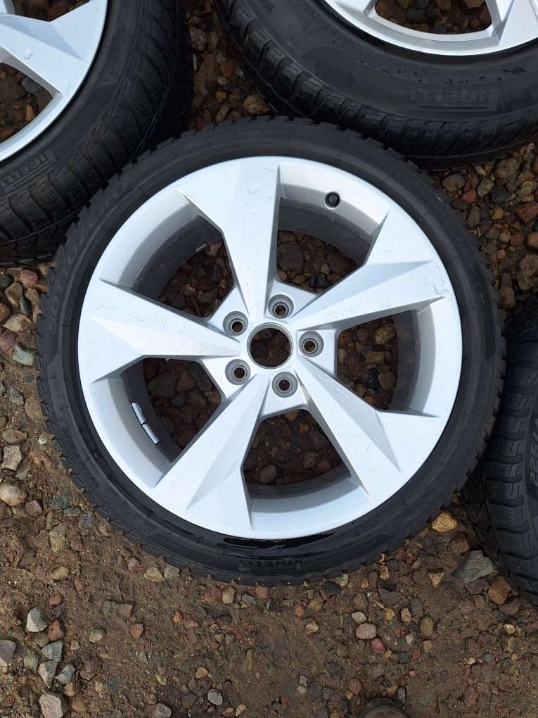 Koła zimowe Audi A3 8Y 225 40 r18