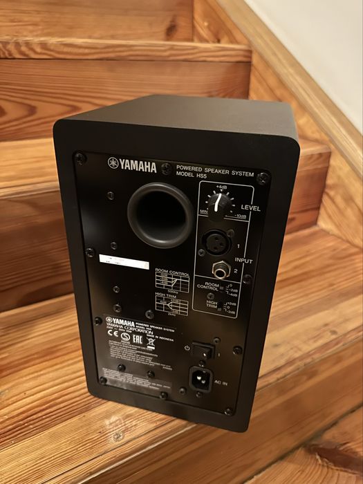 Студійні монітори Yamaha HS5