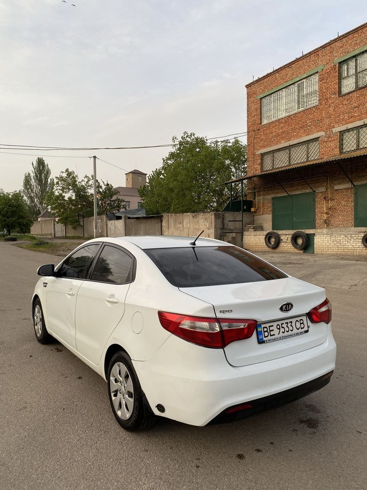 Kia Rio 2012 год