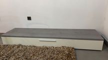 Móvel com gavetão 180x50