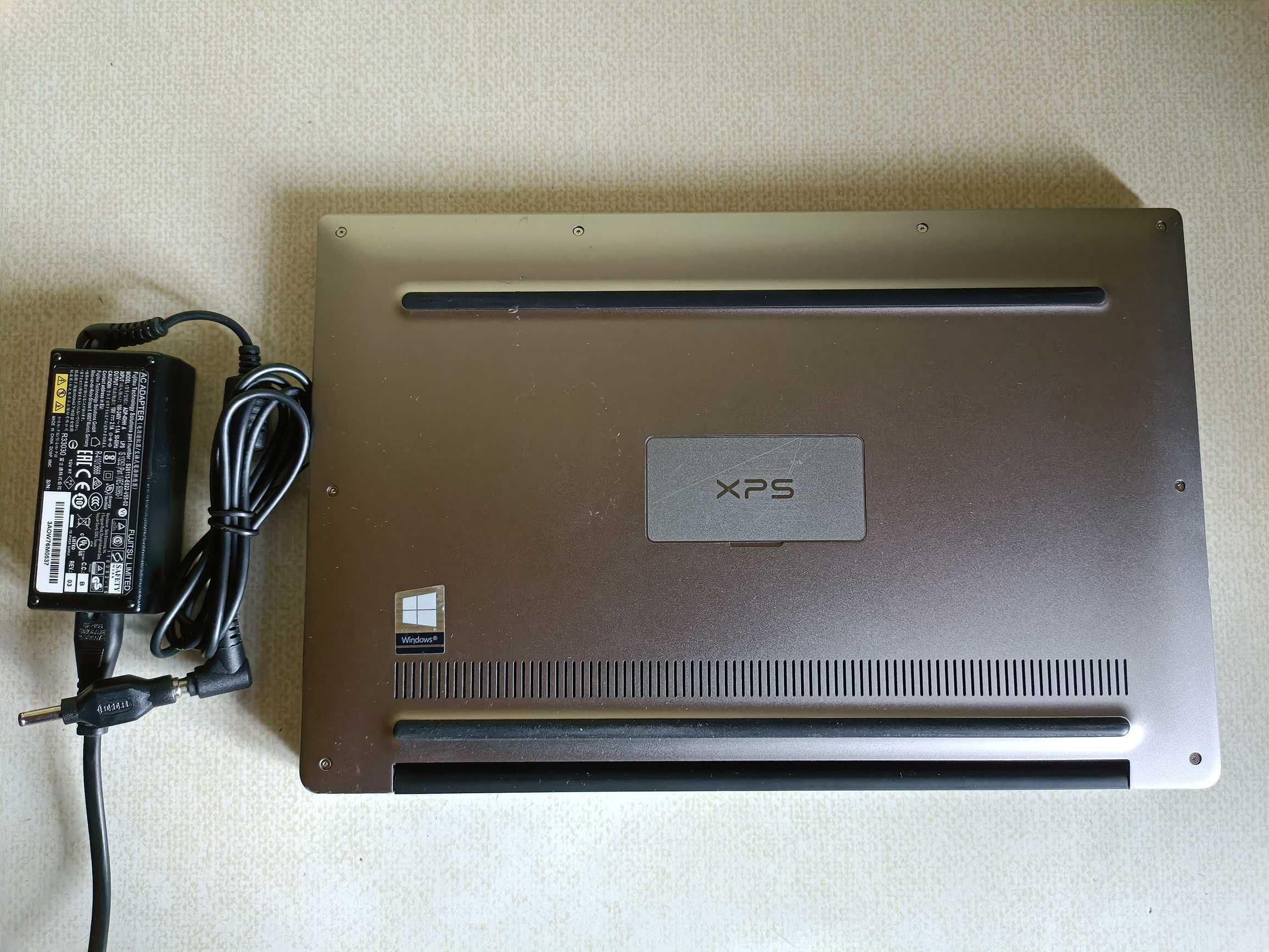 Dell XPS 9360 i5-8250U/8Гб/SSD256