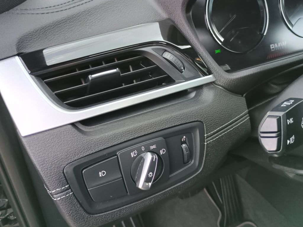 BMW xDrive 28i повний привід 2020 рік
