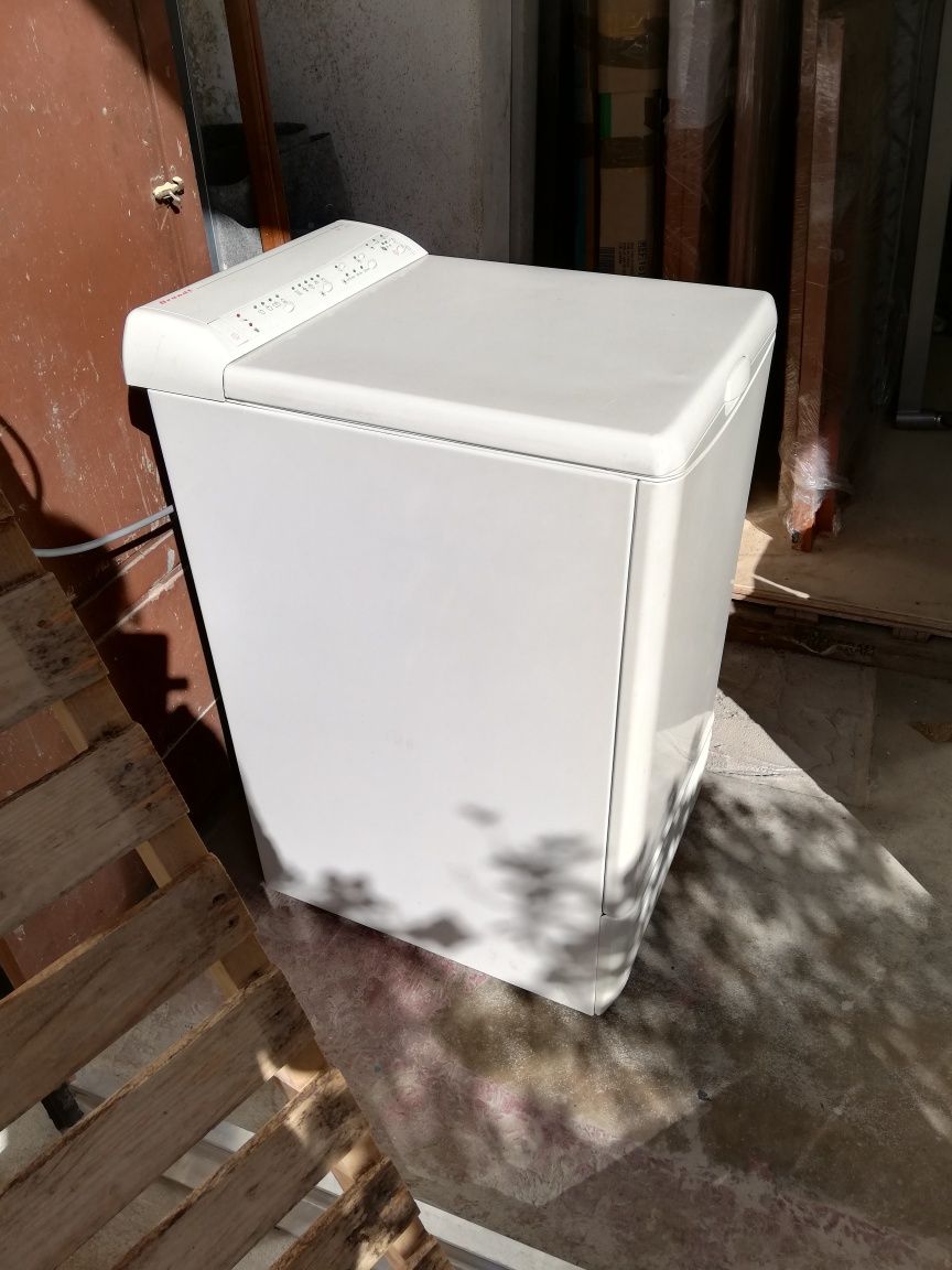 Máquina de secar roupa Brandt