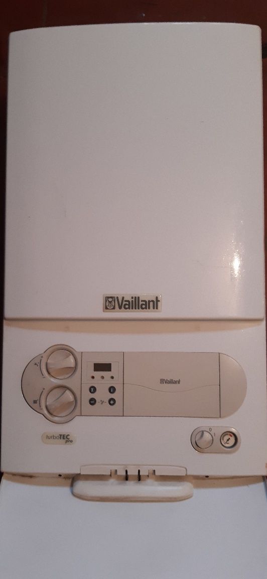 Розборка Vaillant turboTEC pro VUW Pl 242/3-3 M