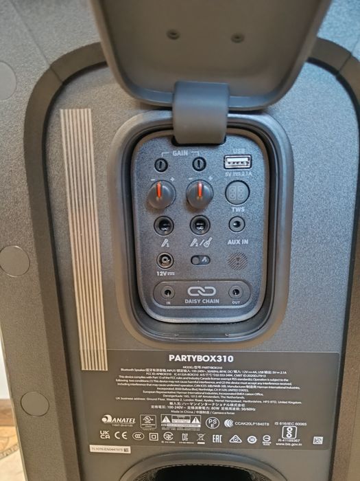 JBL Partybox 310 (в наличии)