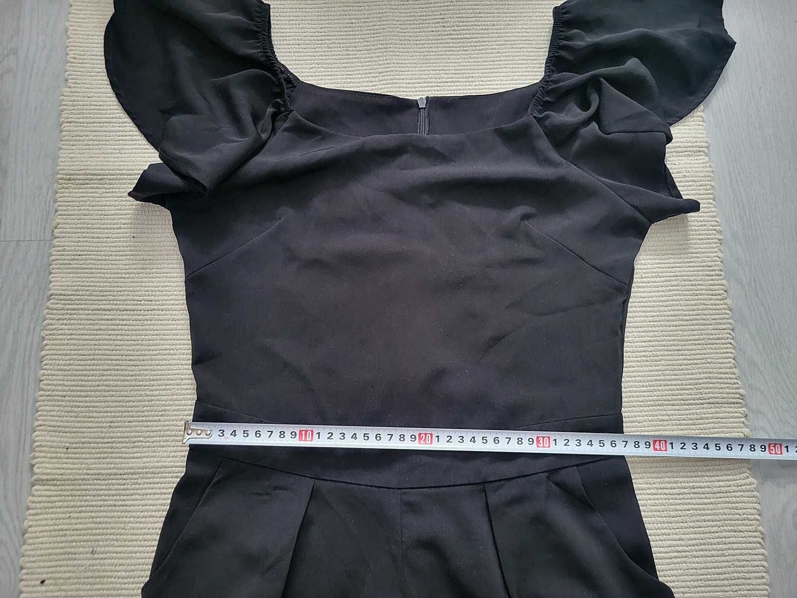 Krótki czarny kombinezon damski casual elegancki S M capsule