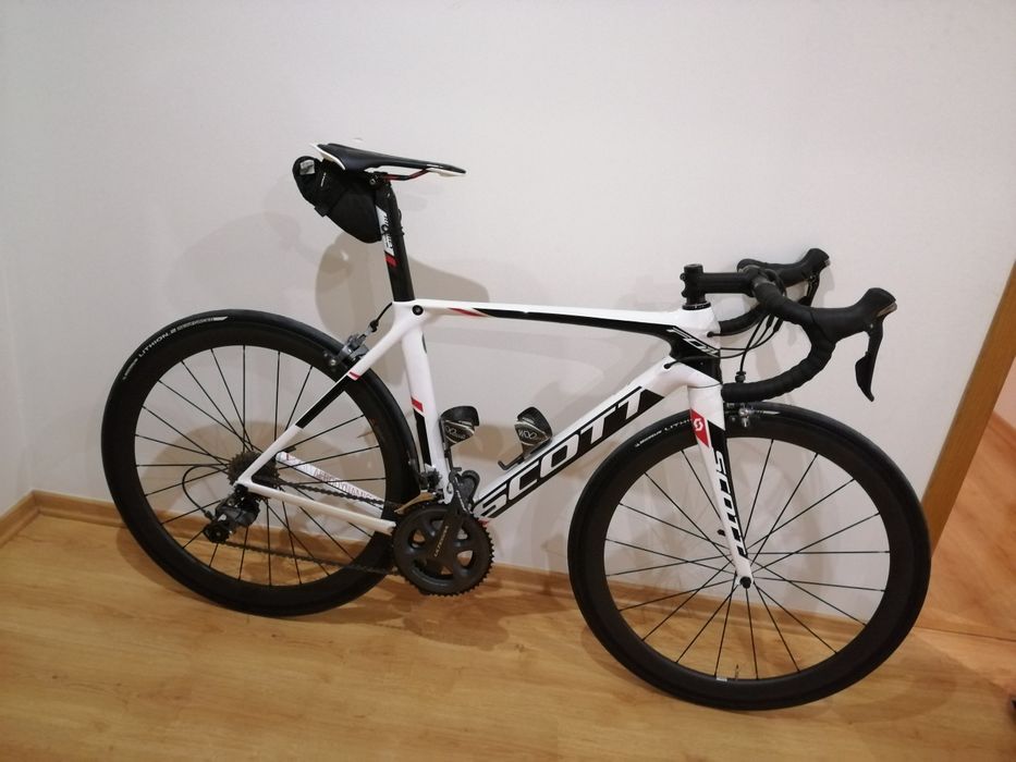Bicicleta Scott Foil Carbono