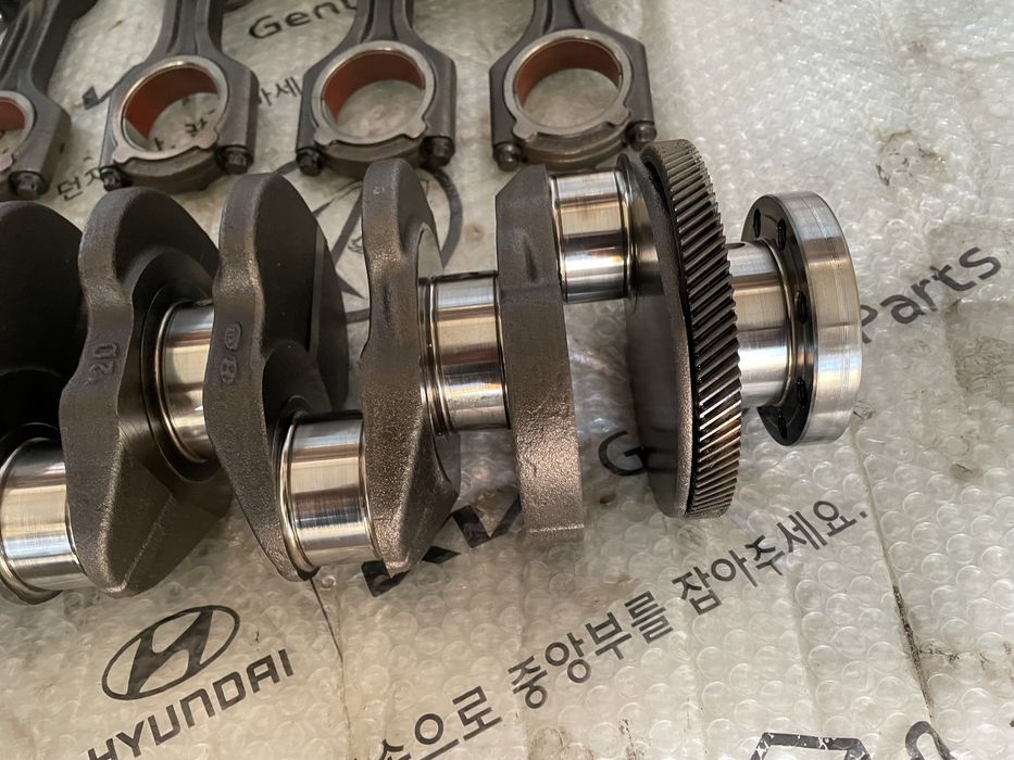 Колінвал шатун Hyundai Santa Fe