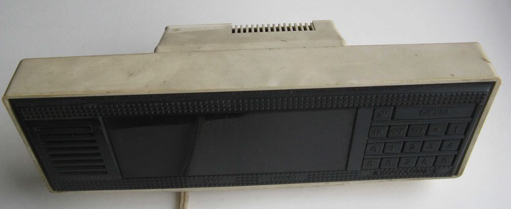Zegarek elektroniczny budzik CCCP Elektronika 7-21-01