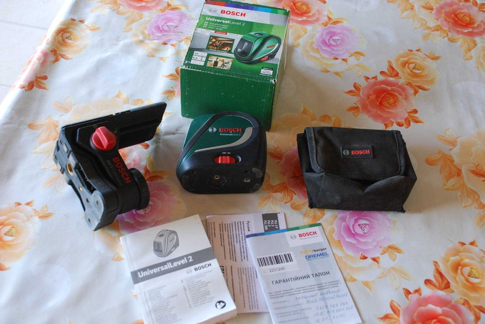 Лазерный нивелир Bosch UniversalLevel 2 Set