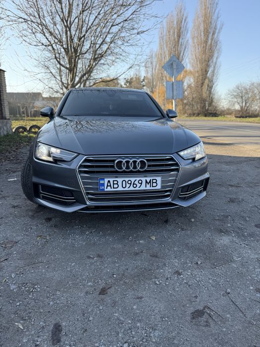 AUDI A4 2018 43тис пробігу