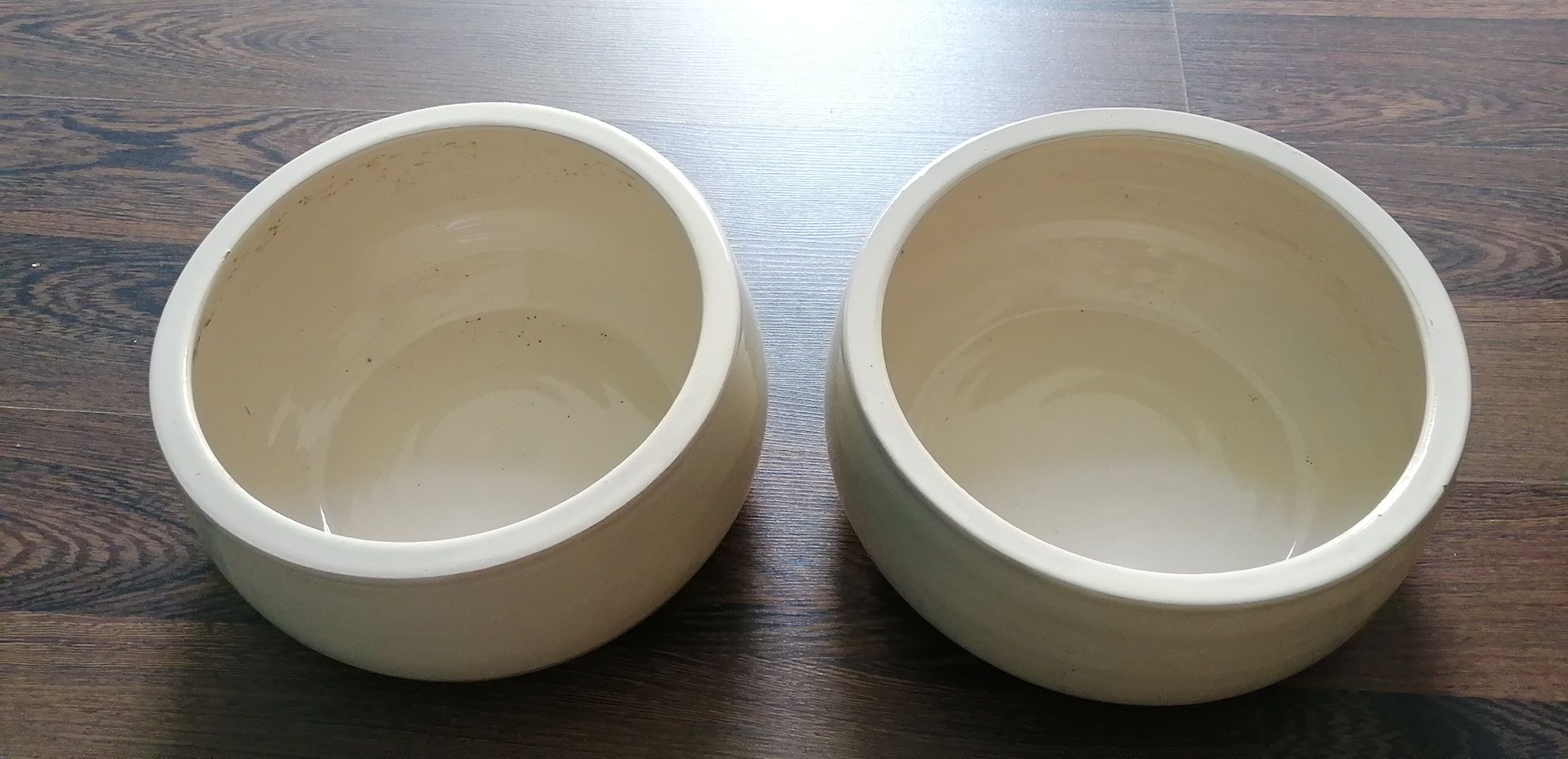 2 vasos cerâmica cor Beje Brilhante. Como novos
