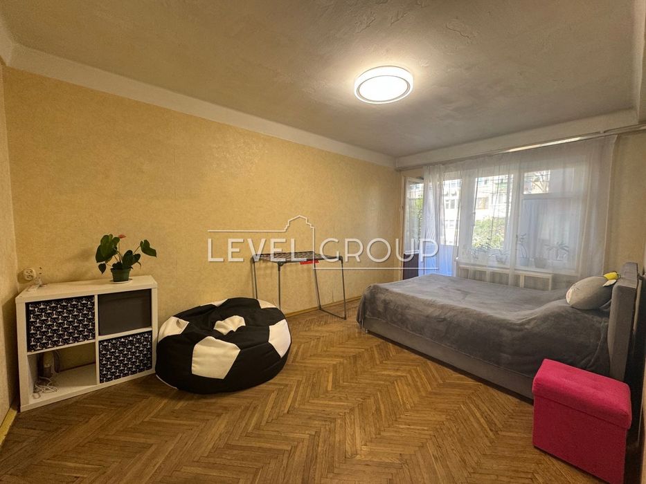Продаж 2кімн квартири вул.Братиславська 8, метро Чернігівська 5хв