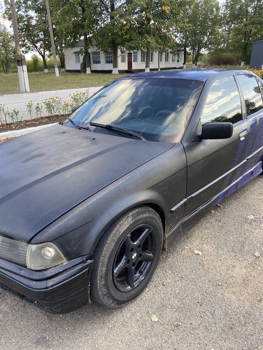 Продам BMW E36 1,8