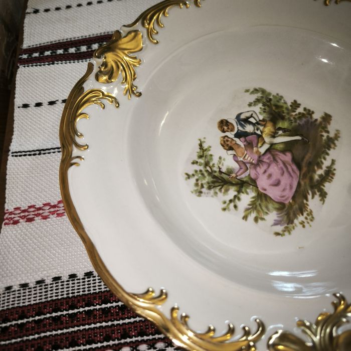 Продам посуд Wawel Польща з розписом та позолотою.