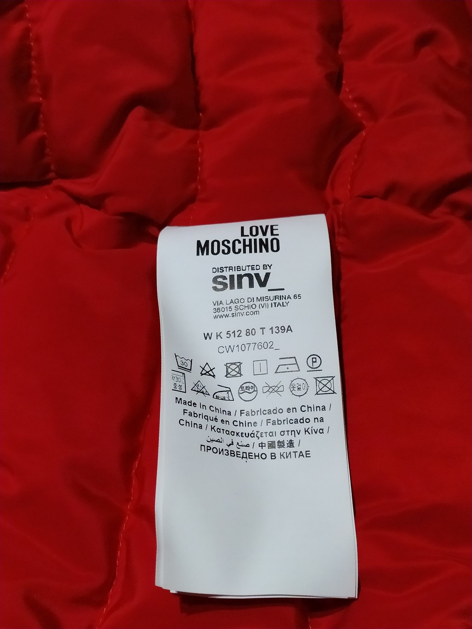 Nowy Czerwony Damski Płaszcz Trencz Love Moschino