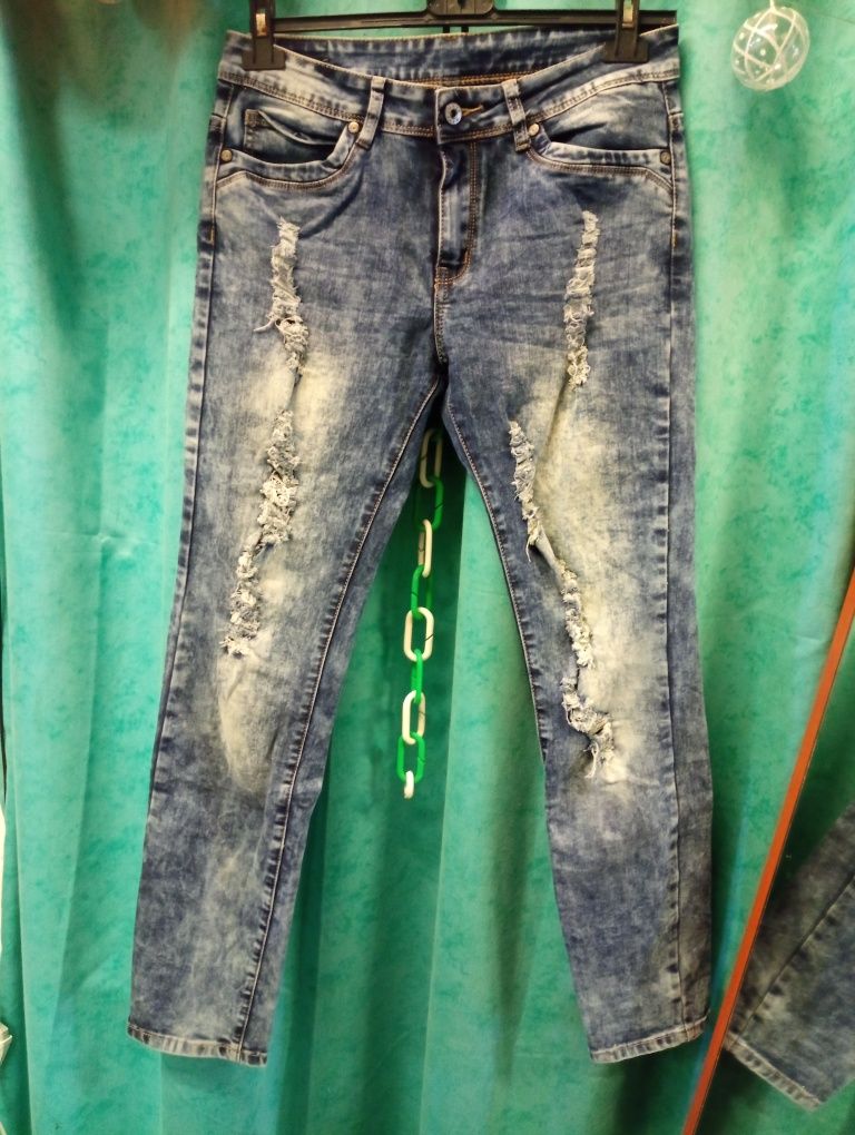 Spodnie jeans przecierane rurki skinny L