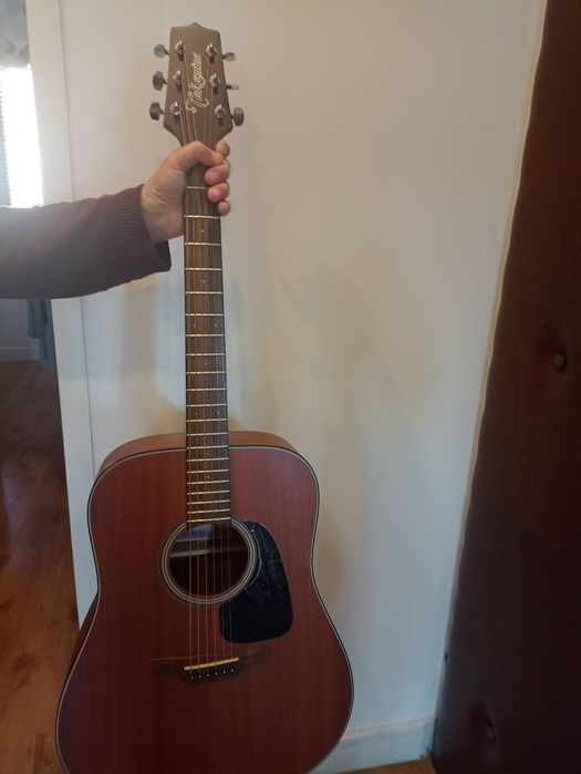 Okazja ! Gitara akustyczna Takamine + futerał