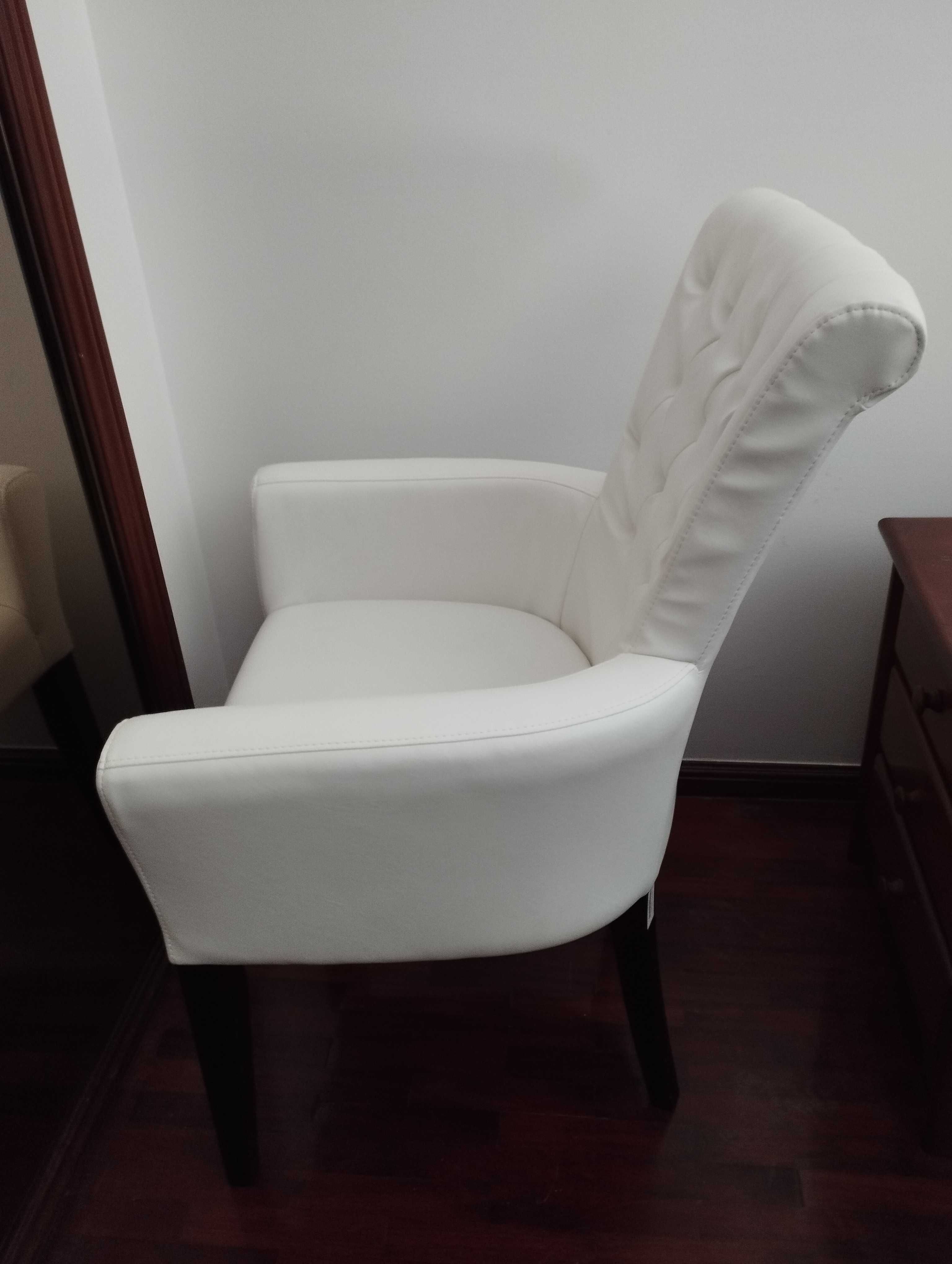 Cadeirão Napa Branco