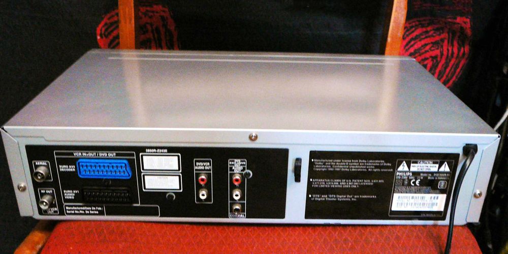 dvd-vhs комбайн philips dvd755vr