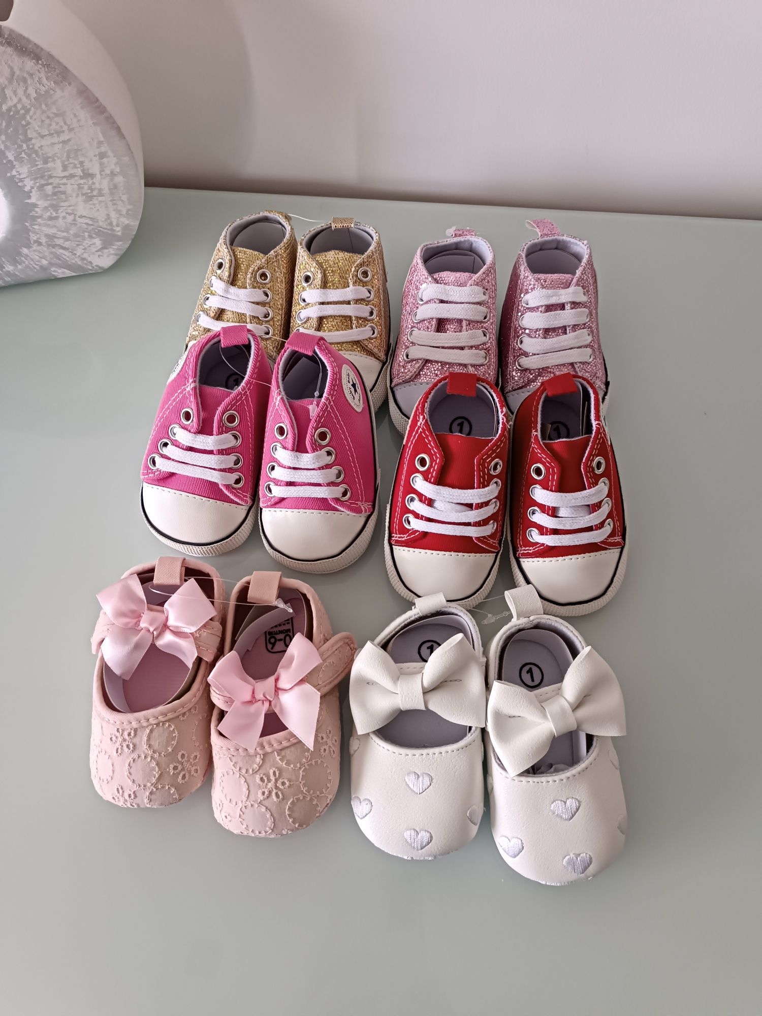 Sapatos bebe novos