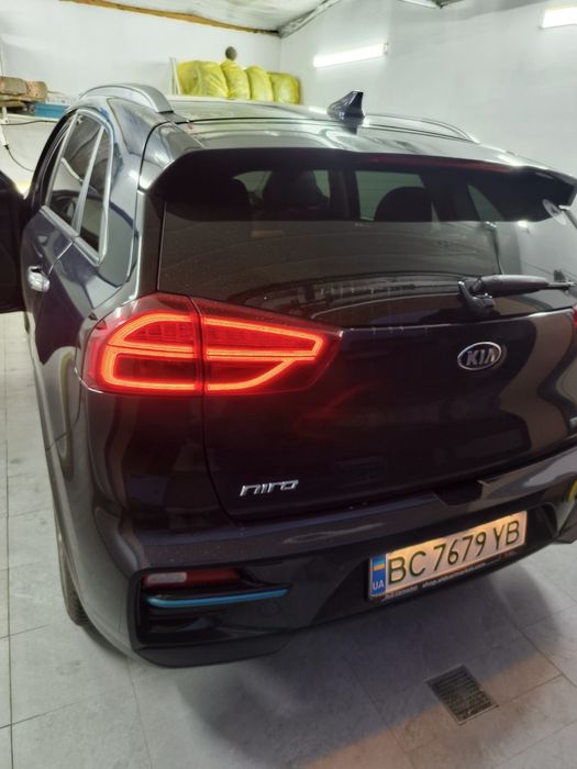 Kia Niro EV 2021  64 кВт 204 к.с