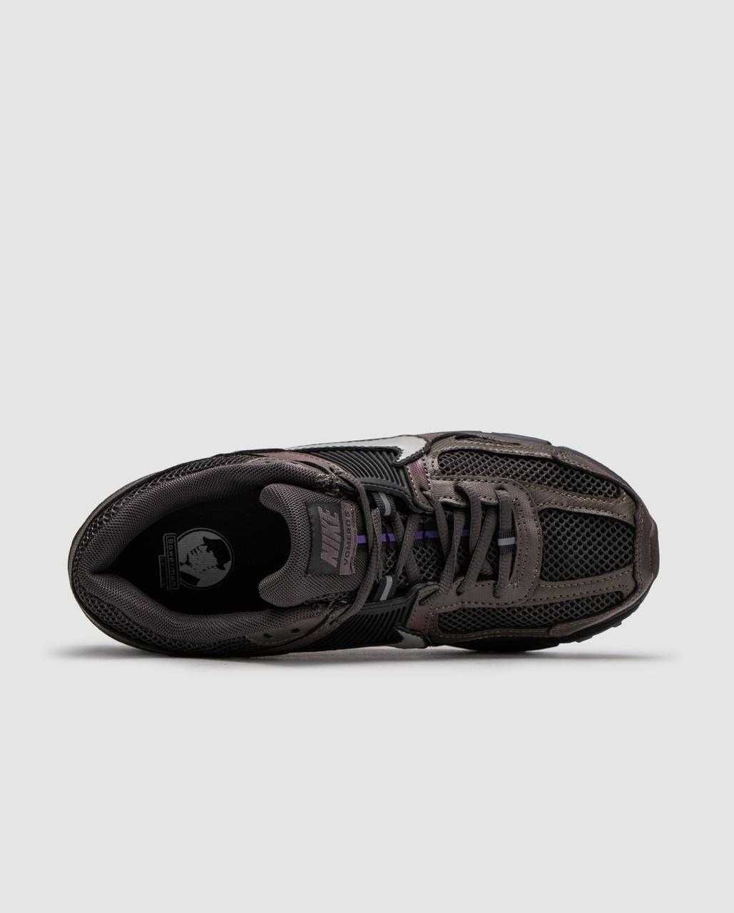 Чоловічі кросівки   Nike Zoom Vomero 5 бордовий з чорним C-01153 ТОП